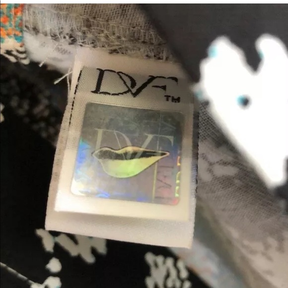 Diane VonFurstenberg DVF AMELIA WRAP DRESS Sz 6 - Picture 6 of 8